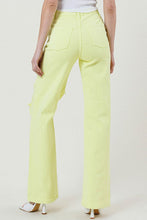 Load image into Gallery viewer, DISTRESSED WIDE CUT STRAIGHT LEG JEANS - Exotica Luxe Boutique