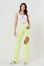 Load image into Gallery viewer, DISTRESSED WIDE CUT STRAIGHT LEG JEANS - Exotica Luxe Boutique