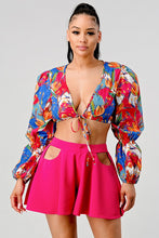 Load image into Gallery viewer, Crop printed top and cutout pants set - Exotica Luxe Boutique